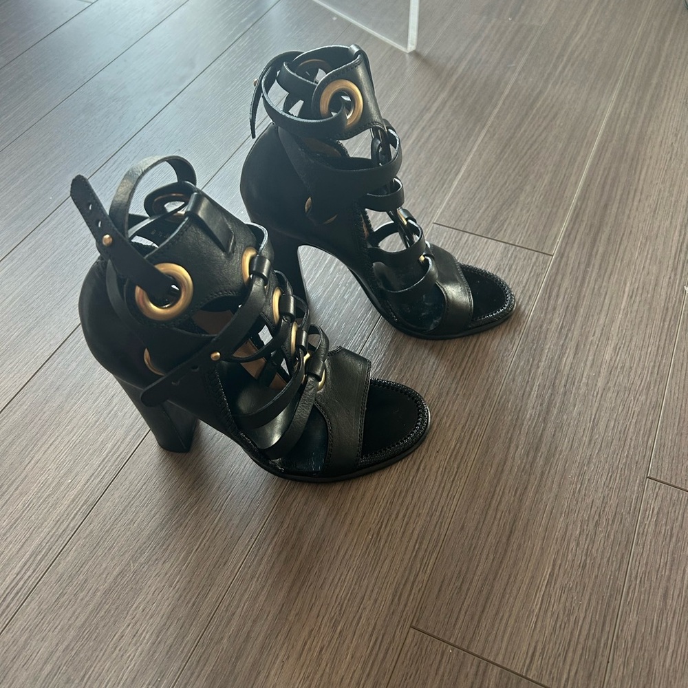 Brand New Salvatore Ferragamo Gladiator Sandals Size 8.5